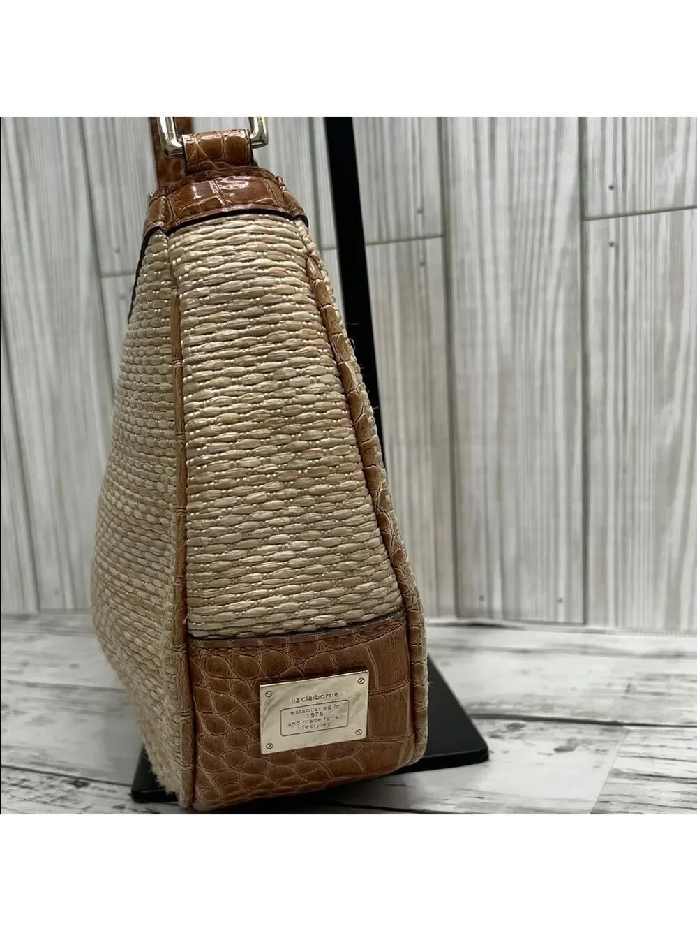 Liz Claiborne Boho Y2K Woven Straw Shoulder Bag Beige with Brown Faux Croc Trim